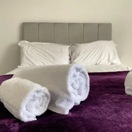 Ferienhaus Townhouse Sleep 6+ Parking Fast Wi-fi Close To Children Hospital Qe & Hippodrome Birmingham